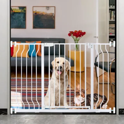ドアと階段用の安全ゲート、子供と犬、ペット用の自動閉鎖ドア、ワイドフェンス、保護バリア、ベビーゲート